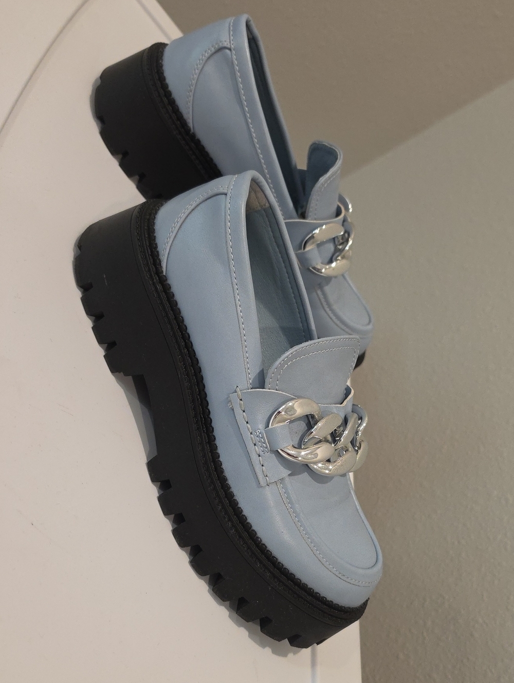 Steve Madden Blue Makira Chunky Lug Sole Chain Platform Loafers Size 6
